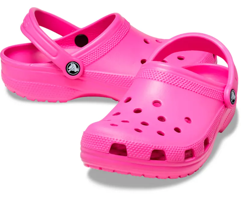 Crocs Classic Clog in Juice